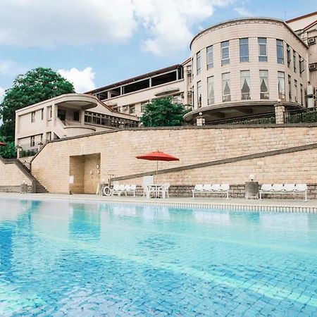 유치 San Yu Health Center 아파트 외부 사진